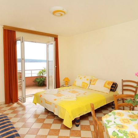 Apartments By The Sea Crikvenica - 2354 Phòng bức ảnh