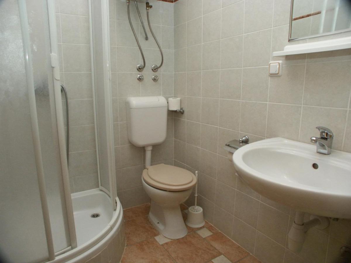 Apartments By The Sea Crikvenica - 2354 Ngoại thất bức ảnh